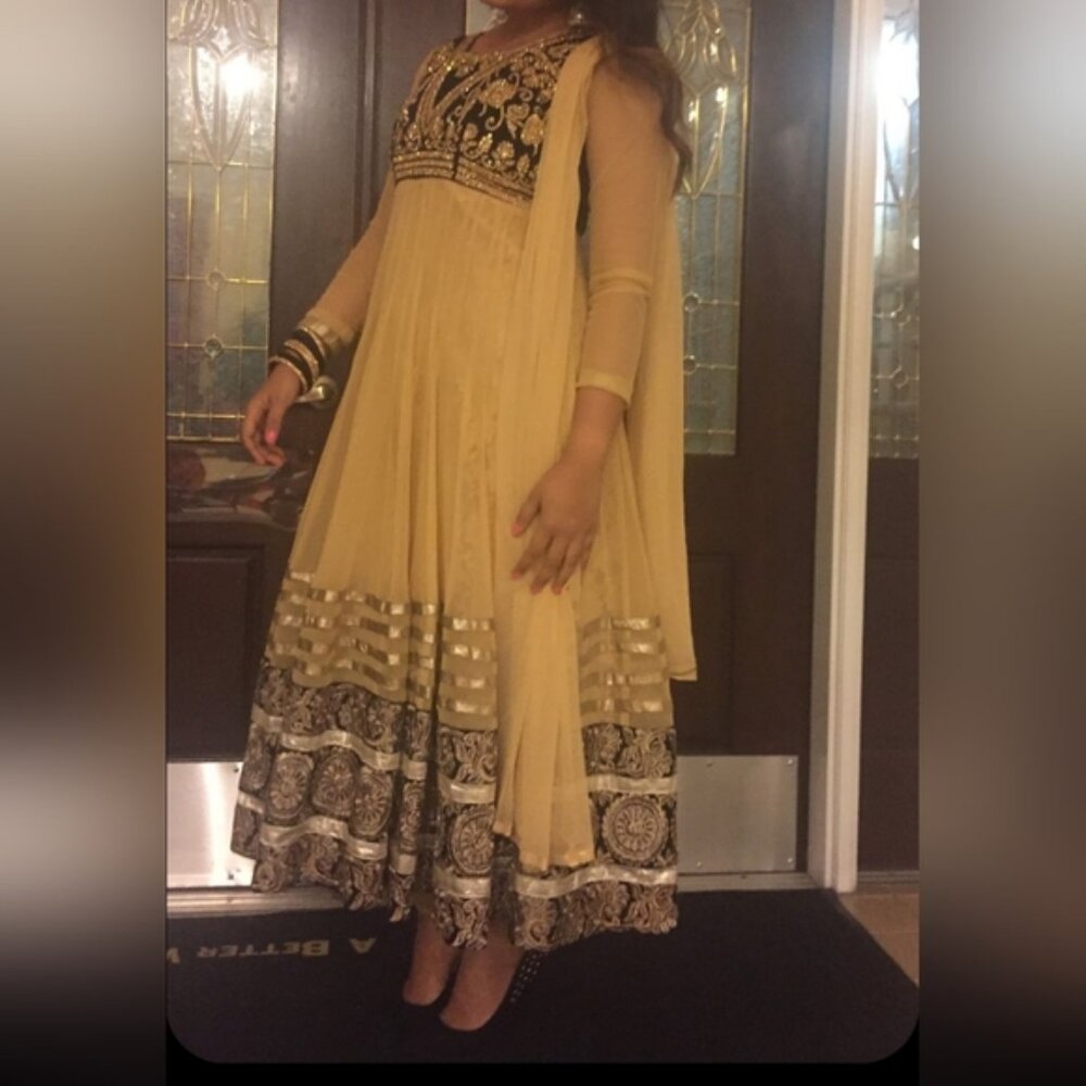 Indian Anarkali kurta - Size 8-10 womens